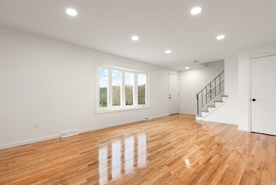 163 Hayward St unit 163, Bridgewater, MA 02324 - photo 6