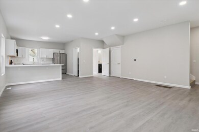 110 S 33rd St, South Bend, IN 46615 - photo 7