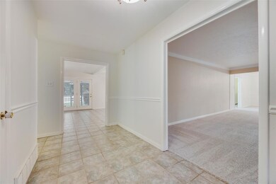 1107 Penoak Ct, Euless, TX 76040 - photo 5