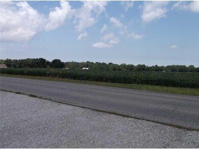 1457 E Kelley Rd, Frankfort, IN 46041 - photo 3