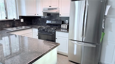 3954 N Walnut Rd, Las Vegas, NV 89115 - photo 3