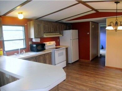 71 Martin Rd, Deering, NH 03244 - photo 4