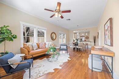 1119 E 16th St, Houston, TX 77009 - photo 5