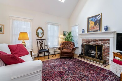 004-photo-living-room-6711352 - Copy - C