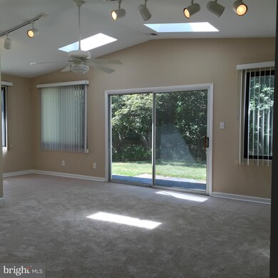 420 Sugarland Run Dr, Sterling, VA 20164 - photo 5