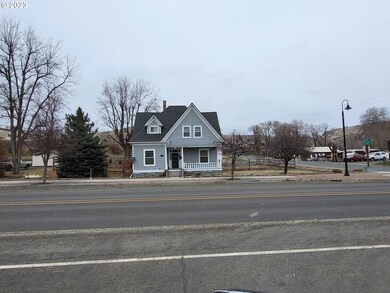 250 W Main St, Mount Vernon, OR 97865 - photo 2