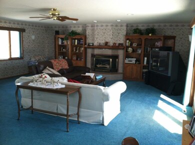 Family Room (1)