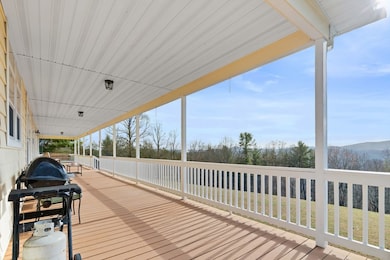 1840 Longview Ln, Galax, VA 24333 - photo 5