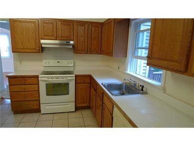 109 Pilgrim Dr, Greenwich, CT 06831 - photo 4