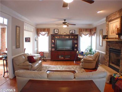 Den/Family/Great Room - Enormous family room with 