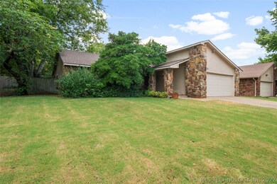 2505 W Driftwood Dr, Claremore, OK 74017 - photo 3