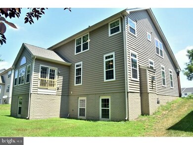 2221 Lake Forest Dr, Upper Marlboro, MD 20774 - photo 5