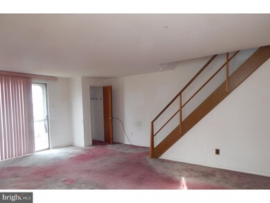 2720 Maxwell St, Philadelphia, PA 19136 - photo 3