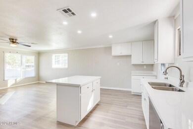 6634 N 53rd Ave, Glendale, AZ 85301 - photo 7