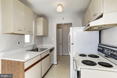 1411 Quebec St, Hyattsville, MD 20783 - photo 5