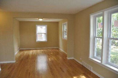 719 Norfolk Ave, Westchester, IL 60154 - photo 3