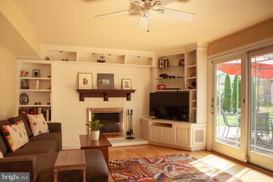 700 Skyline Ct NE, Vienna, VA 22180 - photo 4