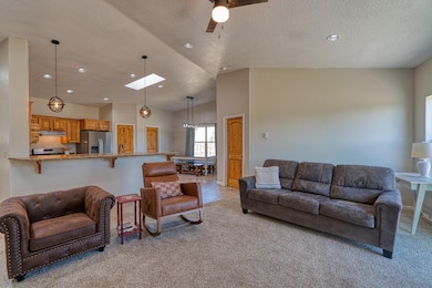 7 Majec Ct, Edgewood, NM 87015 - photo 2