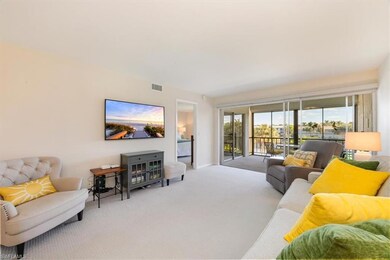 3030 Binnacle Dr unit 307, Naples, FL 34103 - photo 6