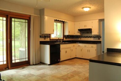 1731 Braeburn Park Dr, Euclid, OH 44117 - photo 7