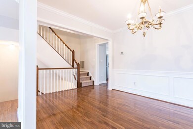 2009 Gervais Dr, Falls Church, VA 22043 - photo 5