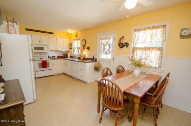 9400 Doewood Ln, Louisville, KY 40291 - photo 7