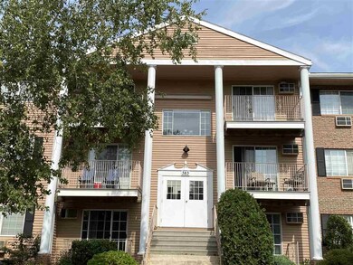 383 Huse Rd unit 26, Manchester, NH 03103 - photo 2