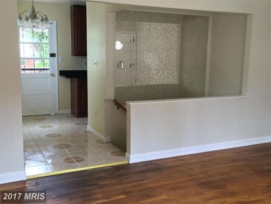 5706 Somerset Rd, Riverdale, MD 20737 - photo 4