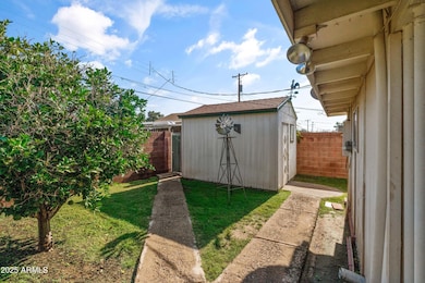 6537 N 41st Dr, Phoenix, AZ 85019 - photo 7