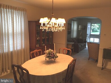 815 Laurel Rd, Lansdowne, PA 19050 - photo 5