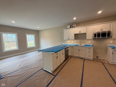 12158 Spring Creek Dr, Covington, IN 47932 - photo 5