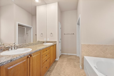 13900 Noel Rd unit 6, Dallas, TX 75240 - photo 6