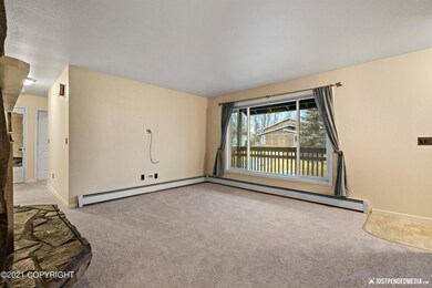 8001 Resurrection Dr, Anchorage, AK 99504 - photo 4