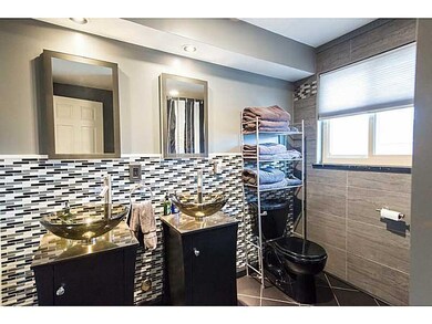 Master Bath/Spa.