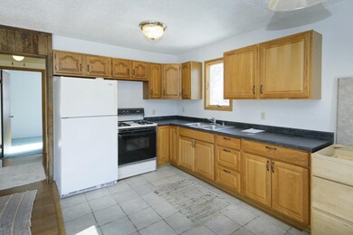 8663 40th St-107
