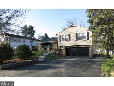 4031 Kottler Dr, Lafayette Hill, PA 19444 - photo 2