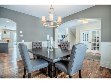 Formal dining room with archway entrances, stunnin