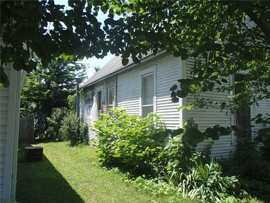 312 N Grant St, Edinburgh, IN 46124 - photo 2