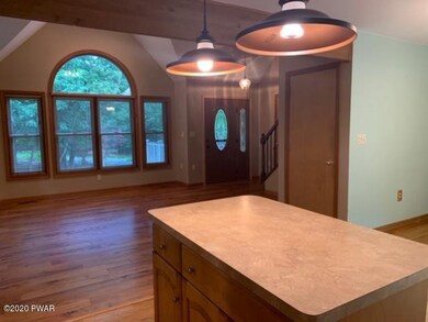 169 W Lilac Rd, Milford, PA 18337 - photo 4