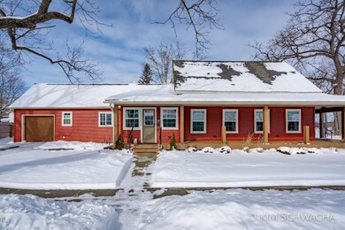 804 Riverside Dr, Lowell, MI 49331 - photo 2