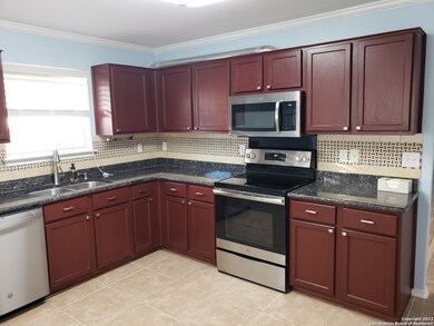 9727 Connemara Bend, San Antonio, TX 78254 - photo 4