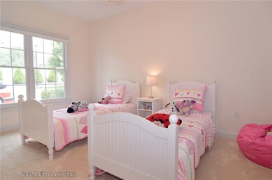 919 Bay St unit 24, Fall River, MA 02724 - photo 3