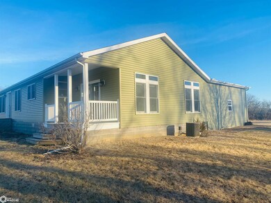 31115 148th St, Floris, IA 52560 - photo 2