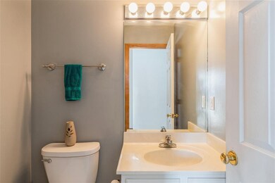 2836 W 63rd St, Davenport, IA 52806 - photo 6