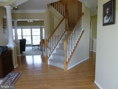 12578 Garry Glen Dr, Bristow, VA 20136 - photo 2