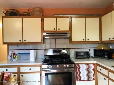 165 Skyline Dr, Staten Island, NY 10304 - photo 6