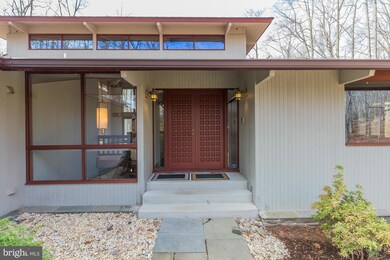 1724 Dressage Dr, Reston, VA 20190 - photo 3