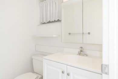 950 Hillcrest Dr unit 202, Hollywood, FL 33021 - photo 5