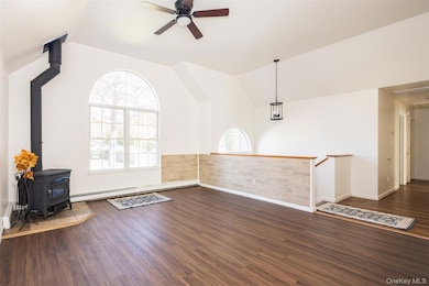 182 Whittier Dr, Mastic Beach, NY 11951 - photo 5