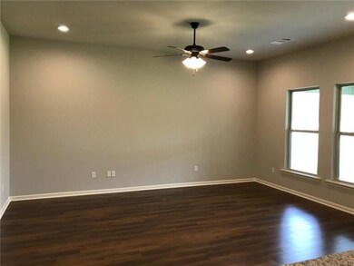 2605 Bayou Duet Dr, Marrero, LA 70072 - photo 2